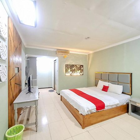 Reddoorz Near Stadion Semeru Lumajang Jawa Timur المظهر الخارجي الصورة