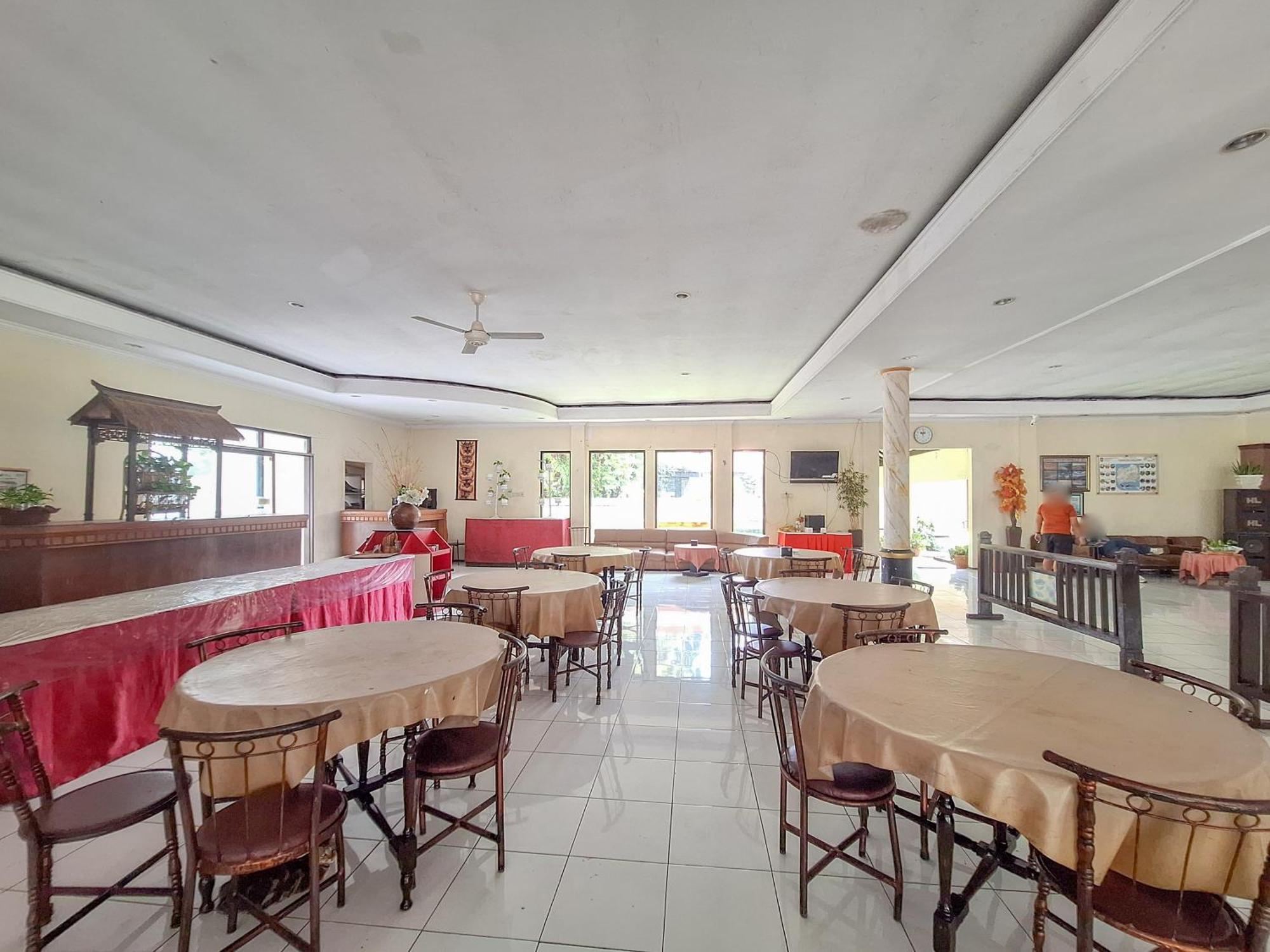 Reddoorz Near Stadion Semeru Lumajang Jawa Timur المظهر الخارجي الصورة